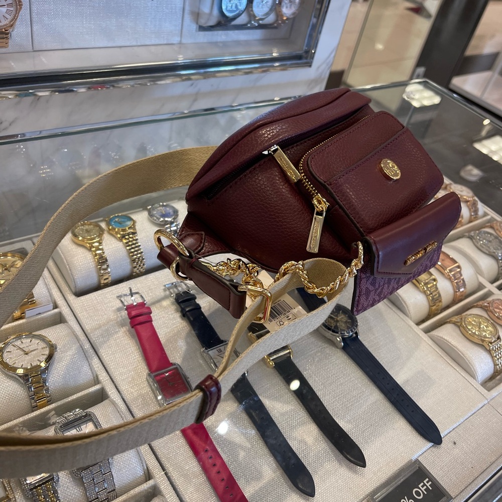 Michael Kors Maisie 2 In 1 Small Leather Waist pack Fanny pack Bag (Oxblood) MK - Picture 4 of 16
